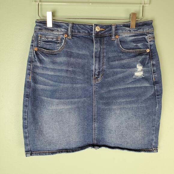 American Eagle Distressed Mom Jean Stretch Skirt Size 10 - Picture 1 of 9
